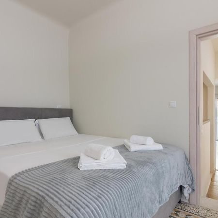 Renovated Panorama Loft: Athens Terrace Gem Apartment ภายนอก รูปภาพ